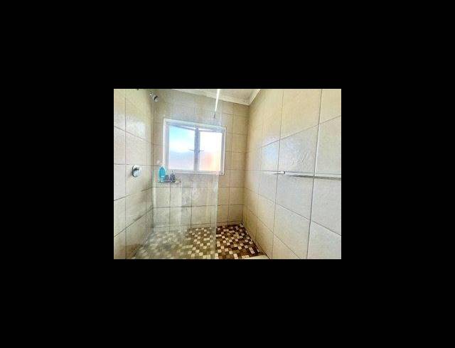 2 BEDROOM APARTMENT FOR SALE IN PRESTBURY